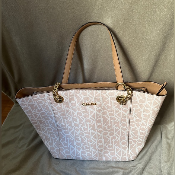 NWOT! Calvin Klein Pink & White Shoulder Bag - Picture 6 of 14